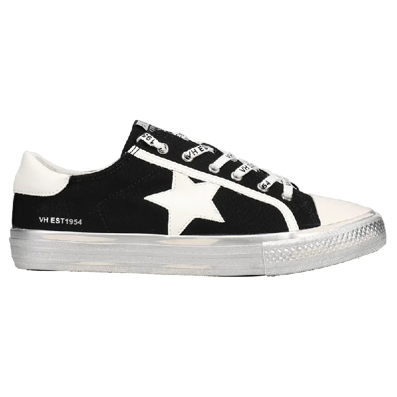 Chic and stylish women's shoes for graduation ceremoniesAlive Lace Up Sneakers
