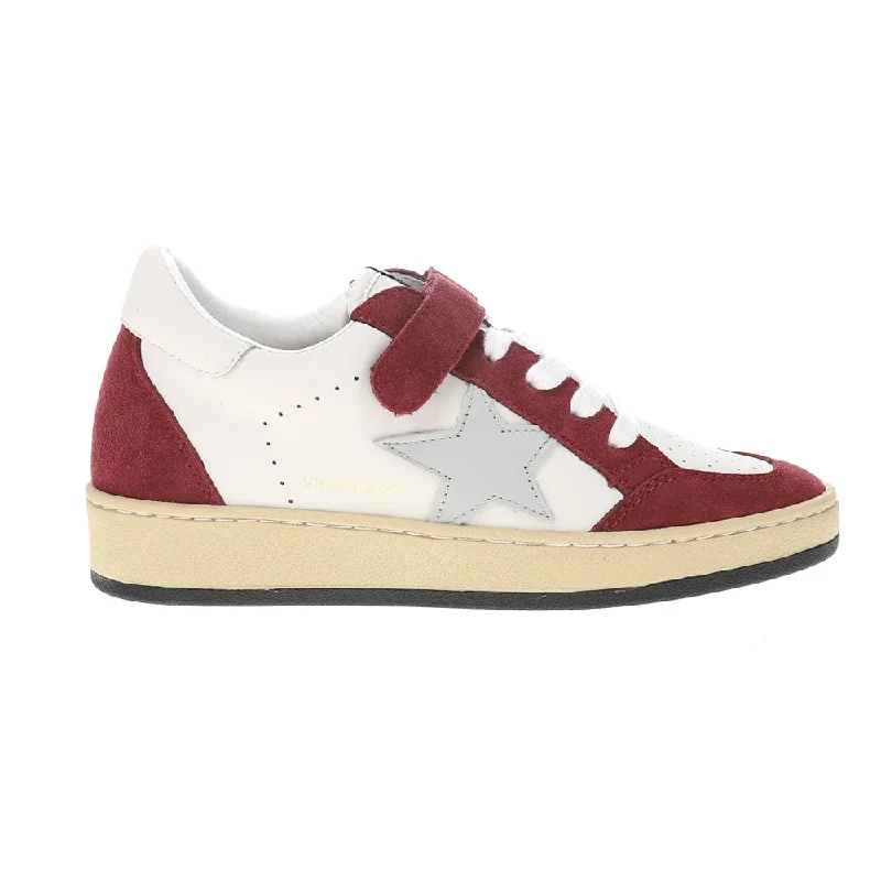 Versatile and elegant women's shoes for any outfitDakota 3 Lace Up Sneakerss