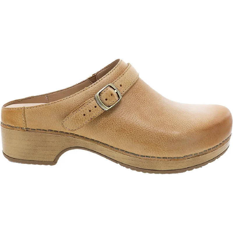 Durable and stylish women's shoes for outdoor activitiesWomen's Dansko Berry Tan Milled Leather Durable and stylish women's shoes for outdoor activitiesWomen's Dansko Berry Tan Milled Leather