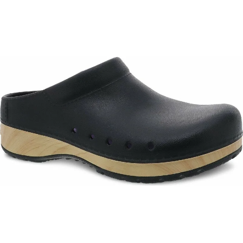 Stylish and comfortable women's shoes for long flightsDANSKO KANE EVA CLOG