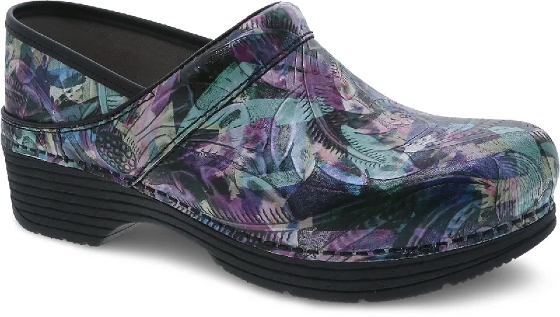 Flattering and figure-hugging women's footwearDansko LT Pro Tooled