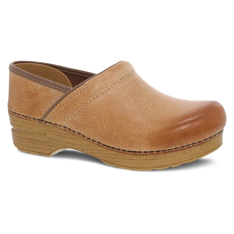 Stylish and comfortable women's shoes for long flightsDANSKO PROFESSIONAL