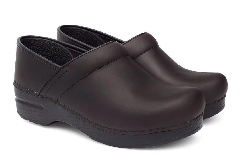 Comfortable yet fashionable women's shoesDansko Professional Oiled Leather