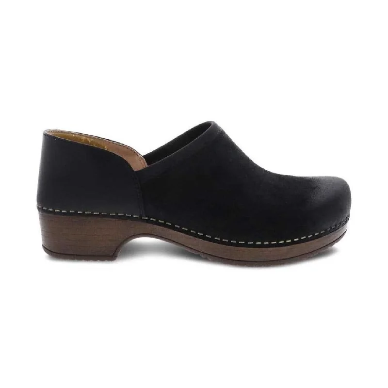 Chic and trendy women's shoes for the officeDansko Women's Brenna - Black
