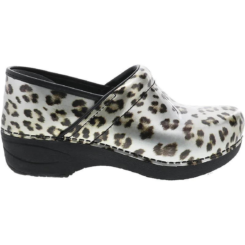 Comfy and cozy women's shoes for loungingWomen's Dansko XP 2.0 Wild Patent