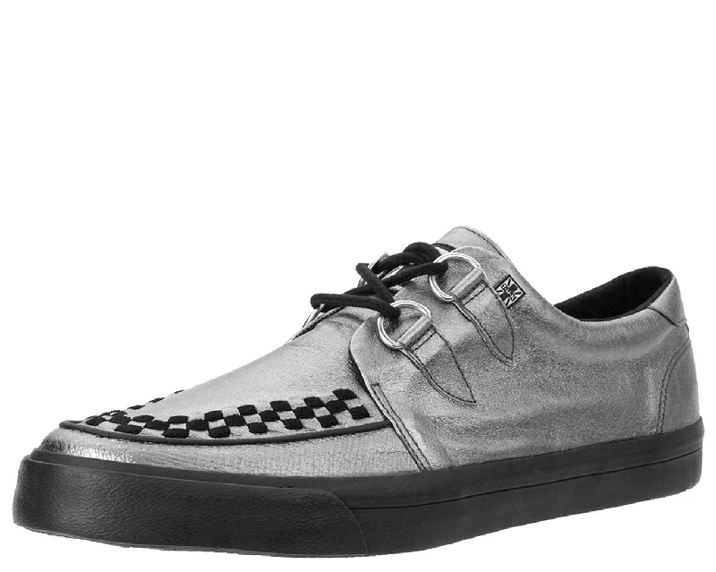 Chic and versatile women's footwearGraphite Leather VLK Sneaker