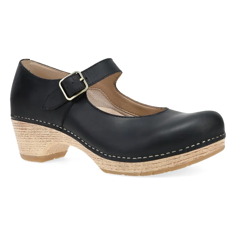 Bold and colorful women's shoes for making a statementLilah Black Oiled Pull Up