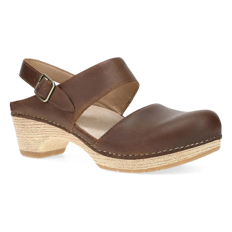 Elegant and refined women's shoe designsLucia Tan Oiled Pull Up