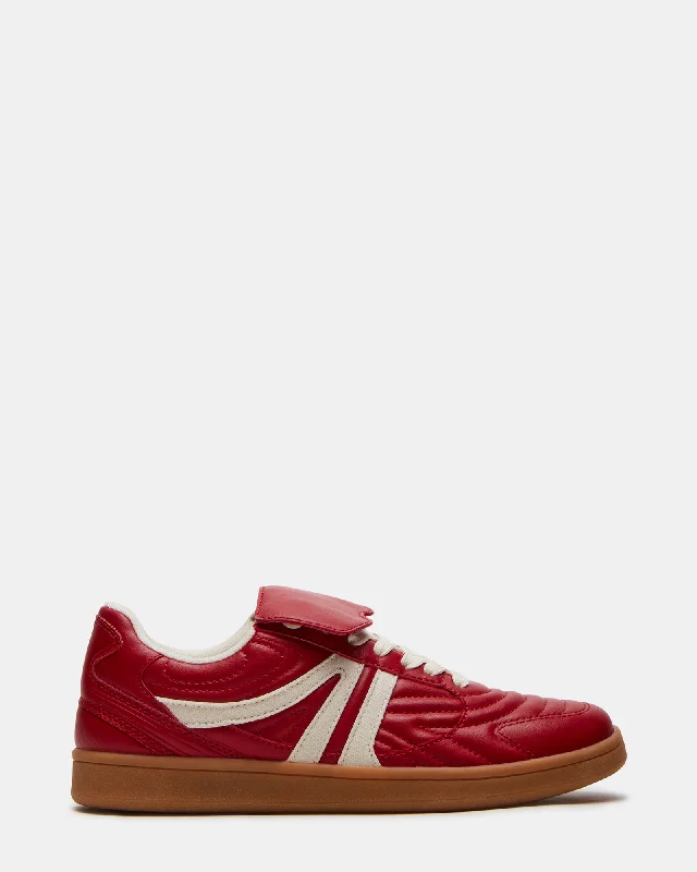 Flattering and stylish women's shoes for petite feetMADRID RED