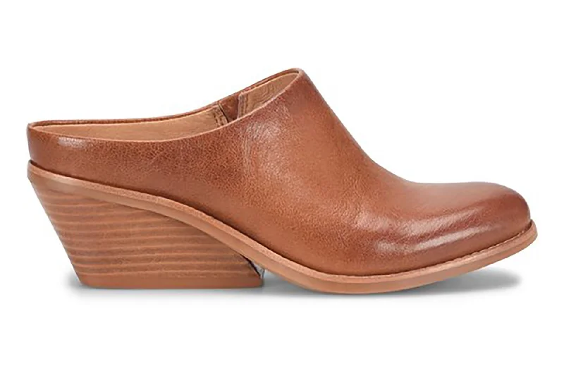 Chic and stylish women's shoes for garden partiesNicki