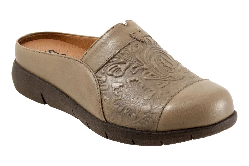 Chic and sophisticated women's footwear for workSan Marcos Tooling