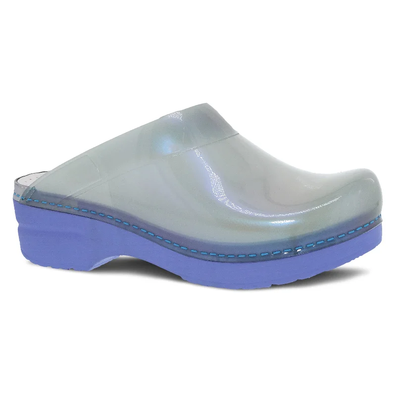 Chic and stylish women's shoes for fashion-conscious womenSonja Sky Translucent