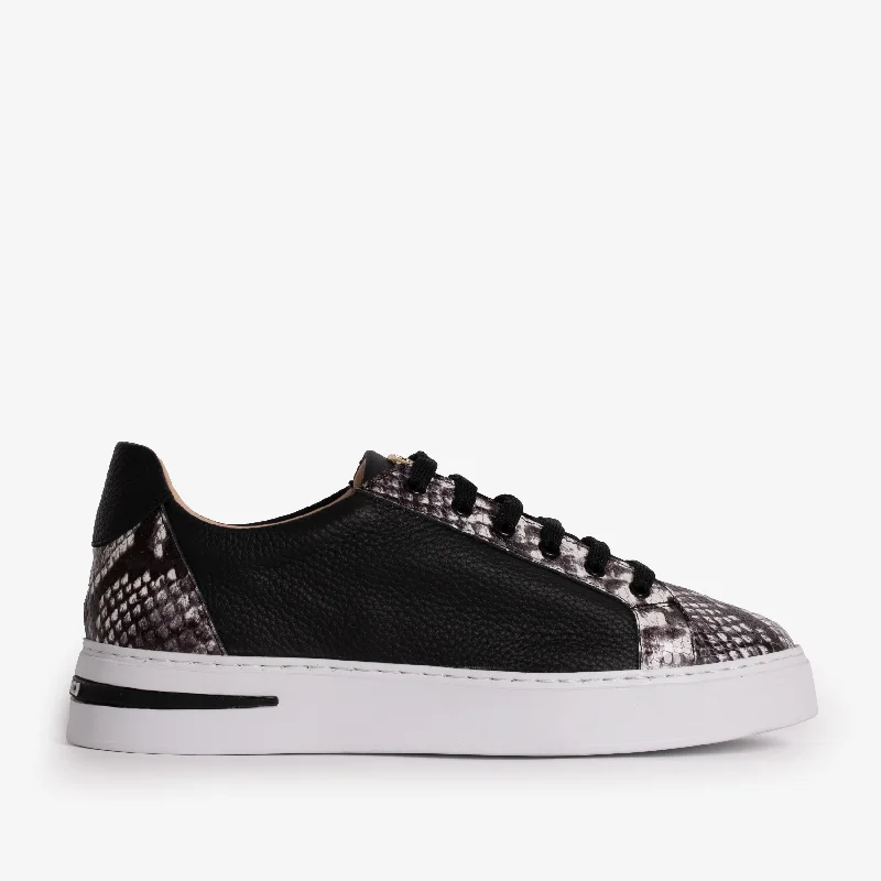 Feminine and dainty women's shoe designsThe Burano Black & White Leather Women Sneaker Feminine and dainty women's shoe designsThe Burano Black & White Leather Women Sneaker