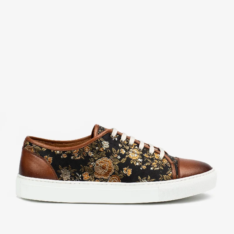 Chic and minimalist women's footwear trendsThe Jack Sneaker in Eden