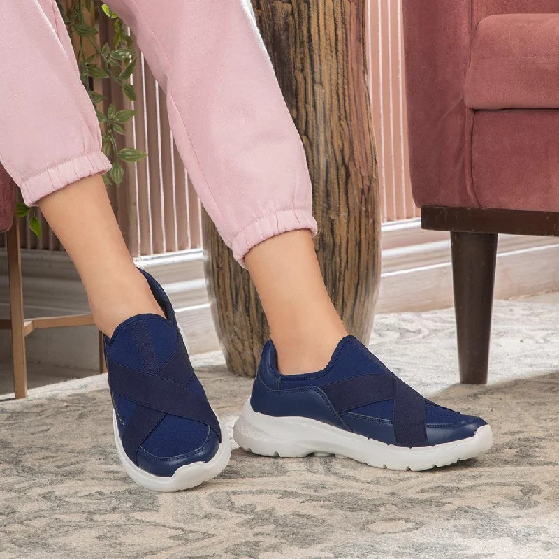 Elegant and refined women's shoe designsThe Nasseo Blue Women's Sneakers Tresmode