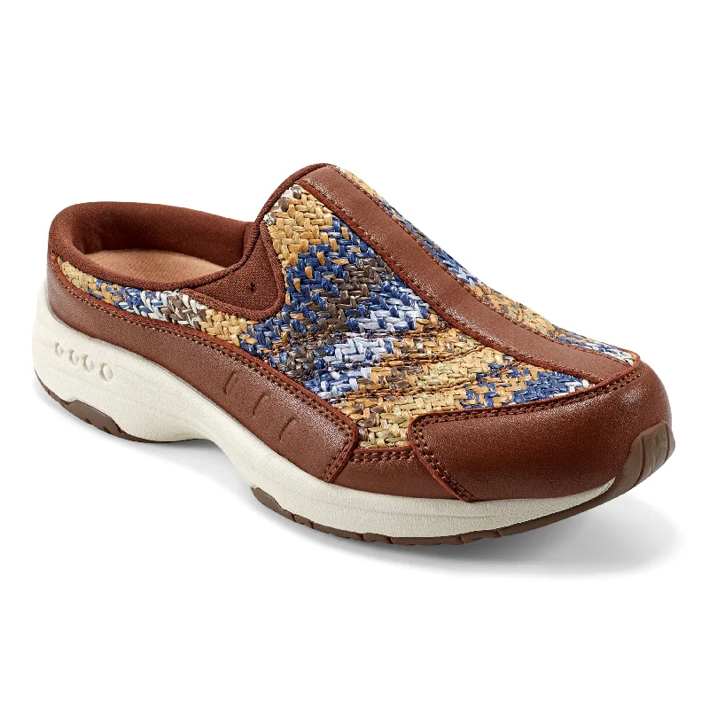 Chic and stylish women's shoes for garden partiesTraveltime Clogs