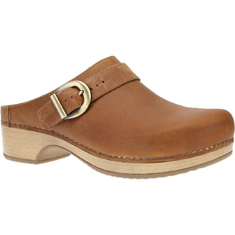 Elegant and classic women's shoes for prom nightWomen's Dansko Baylor Tan Oiled Pull Up Leather Elegant and classic women's shoes for prom nightWomen's Dansko Baylor Tan Oiled Pull Up Leather