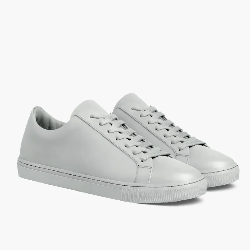Chic and stylish women's shoes for fashion weekWomen's Premier Low Top | Light Grey Chic and stylish women's shoes for fashion weekWomen's Premier Low Top | Light Grey