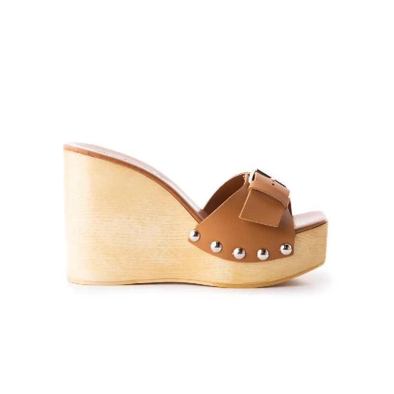 Bold and statement-making women's shoes for the bold and beautifulAdore Tan Leather Bold and statement-making women's shoes for the bold and beautifulAdore Tan Leather