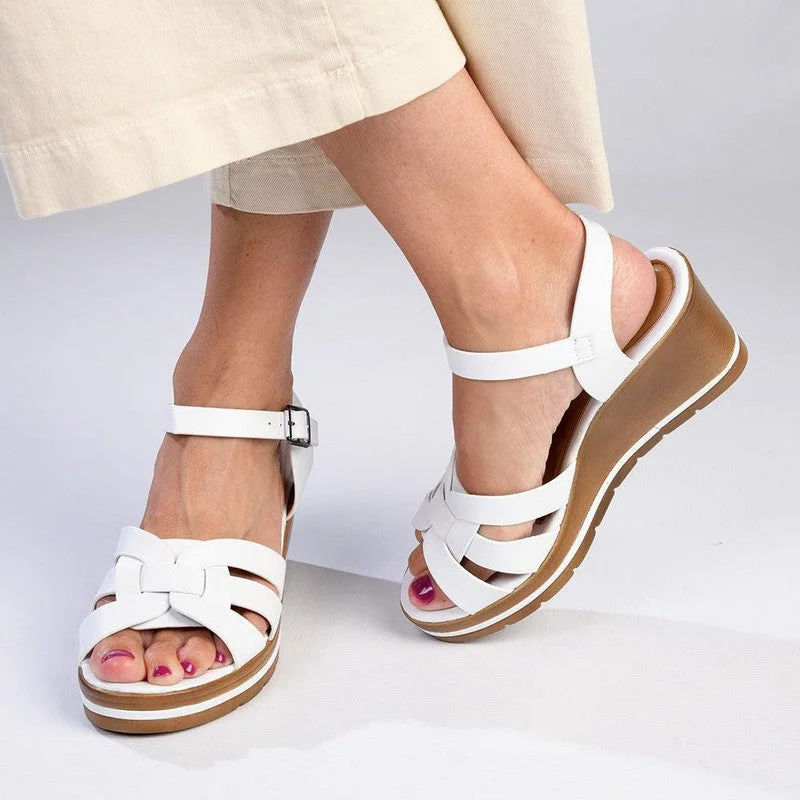 Flattering and stylish women's shoes for petite feetAlessio Halter Strap Wedge - White Flattering and stylish women's shoes for petite feetAlessio Halter Strap Wedge - White