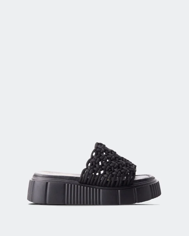 Chic and stylish women's shoes for fashion weekAmapa Black Rope