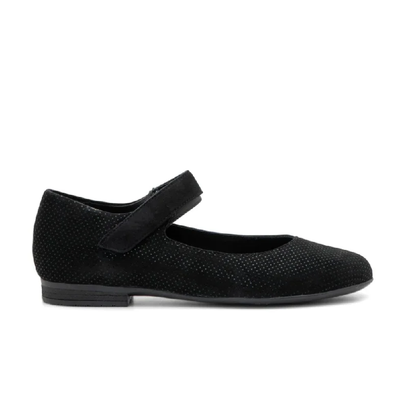 Elegant and refined women's shoe designsAra Women's Sienna - Black Pin Dot