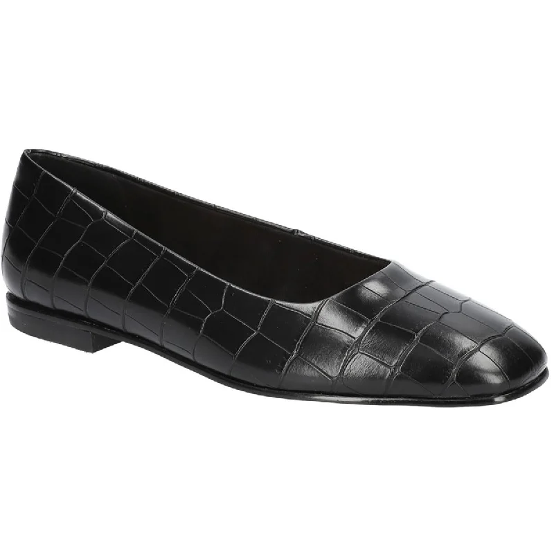 Elegant and sophisticated women's shoes for mature womenBella Vita Womens Kimiko Faux Leather Animal Print Loafers