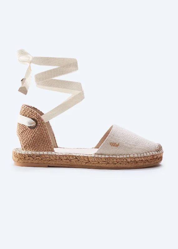 Elegant and classic women's shoes for prom nightCandell Canvas Espadrilles