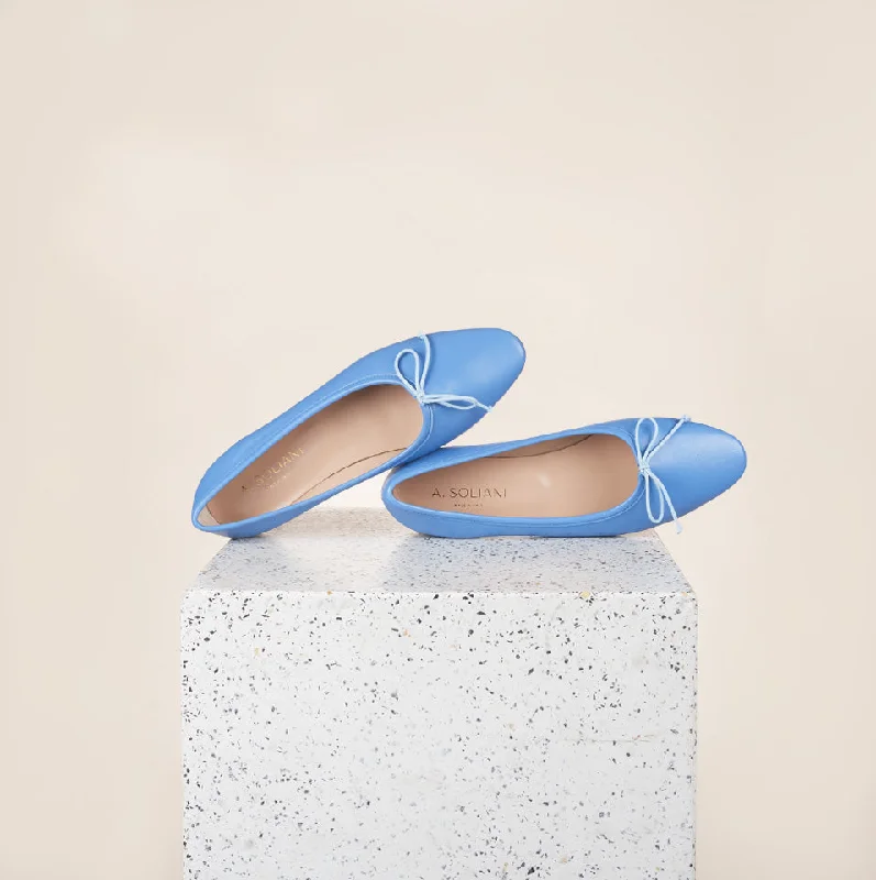 Exotic and bold women's shoe designsComo - Bleu Faience