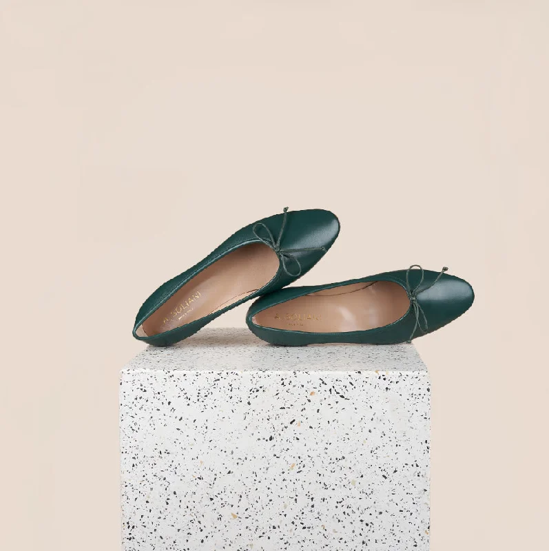 Stylish and comfortable women's shoes for long days at workComo - Forest Green Leather
