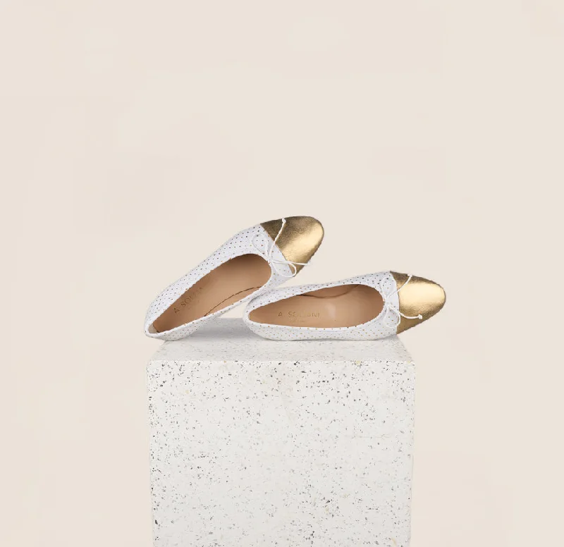 Sleek and modern women's footwear optionsComo - White Dotted/Gold