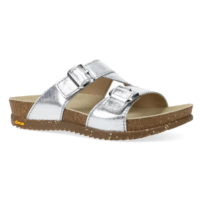 Chic and stylish women's shoes for graduation ceremoniesDayna Silver Metallic