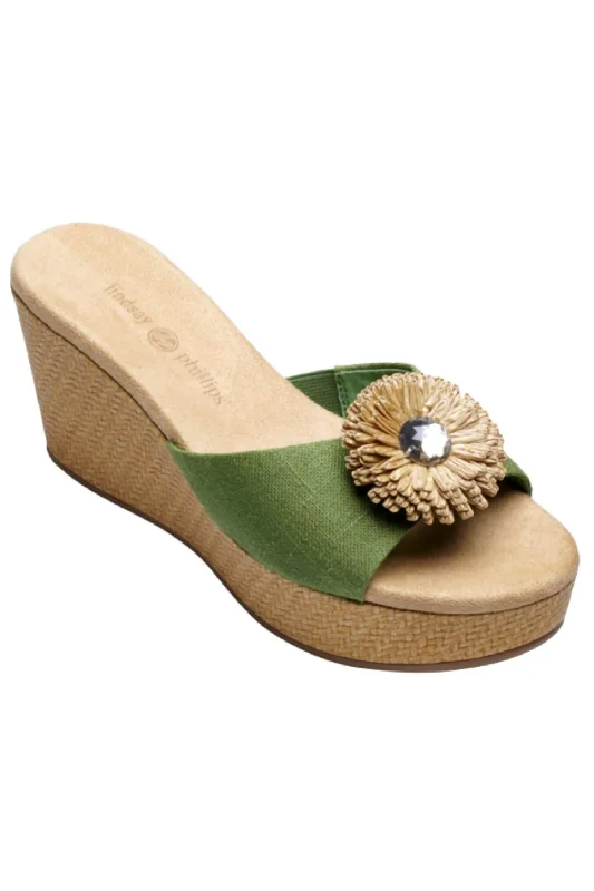 Chic and sophisticated women's footwear for workDevon In Green