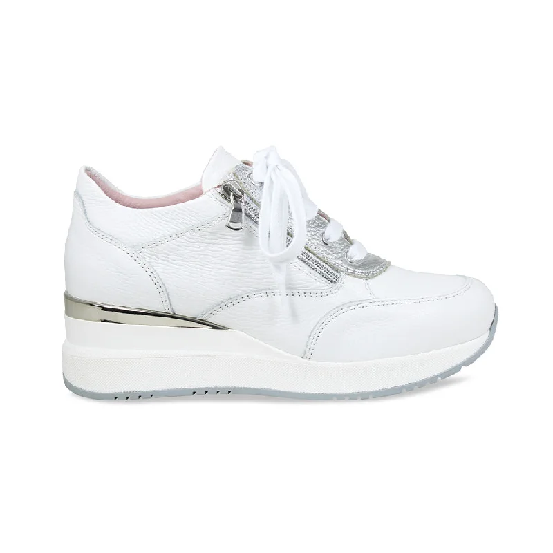 Exotic and bold women's shoe designsElectra: White Leather