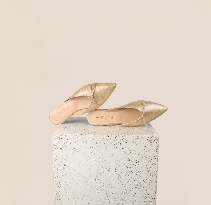 Stylish and comfortable women's shoes for long days at workEmpoli Fiocco - Gold Lines Stylish and comfortable women's shoes for long days at workEmpoli Fiocco - Gold Lines