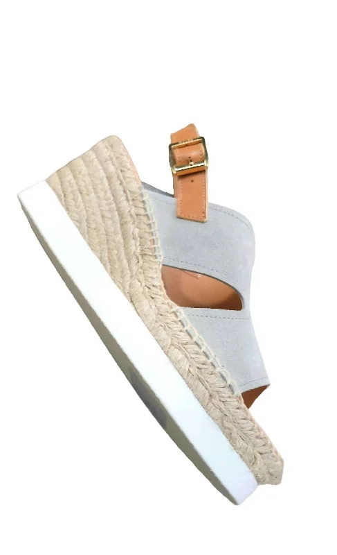 Chic and stylish women's shoes for fashion-conscious womenEspadrille Wedge In Khaki Chic and stylish women's shoes for fashion-conscious womenEspadrille Wedge In Khaki