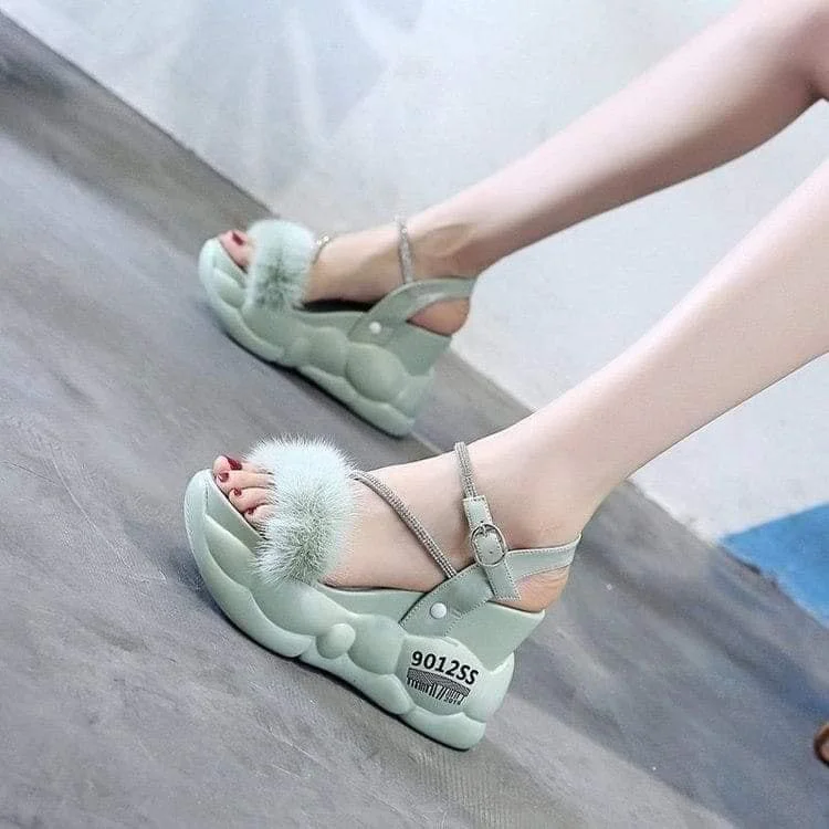 Durable and reliable women's shoesFur fairy sandal