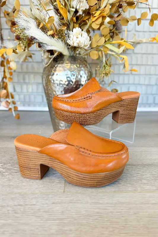 Feminine and romantic women's shoe designsChocolat Blu Gemm Cognac Leather Closed Toe Clog Feminine and romantic women's shoe designsChocolat Blu Gemm Cognac Leather Closed Toe Clog