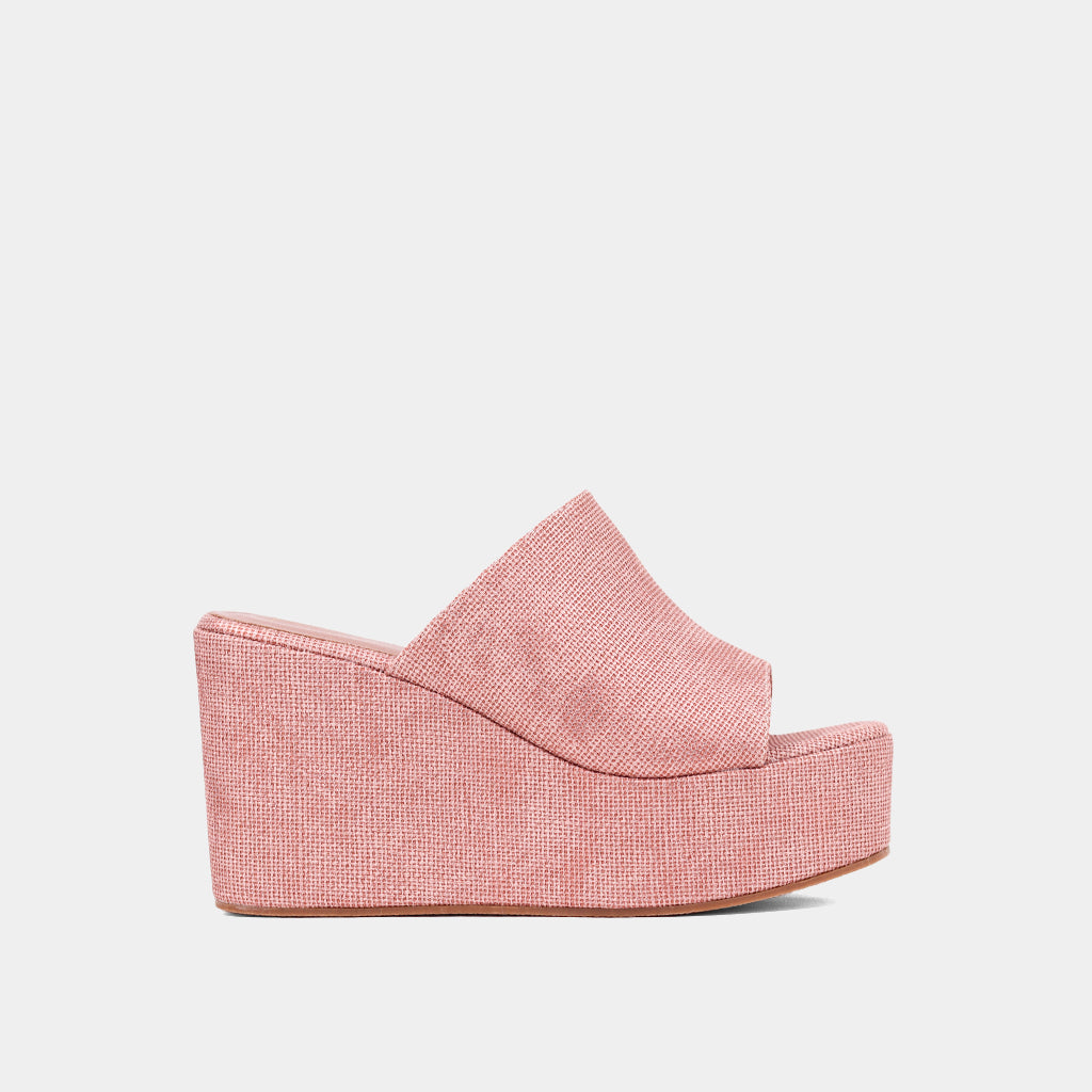 Luxurious and comfortable women's shoe options for special occasionsILARIA