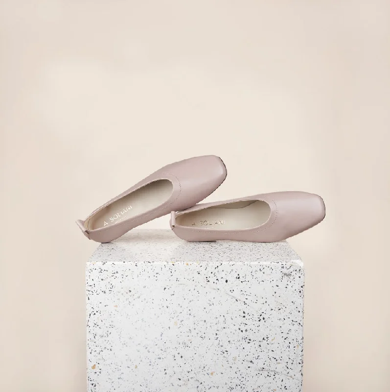 Chic and sophisticated women's footwear for workImola - Poudre