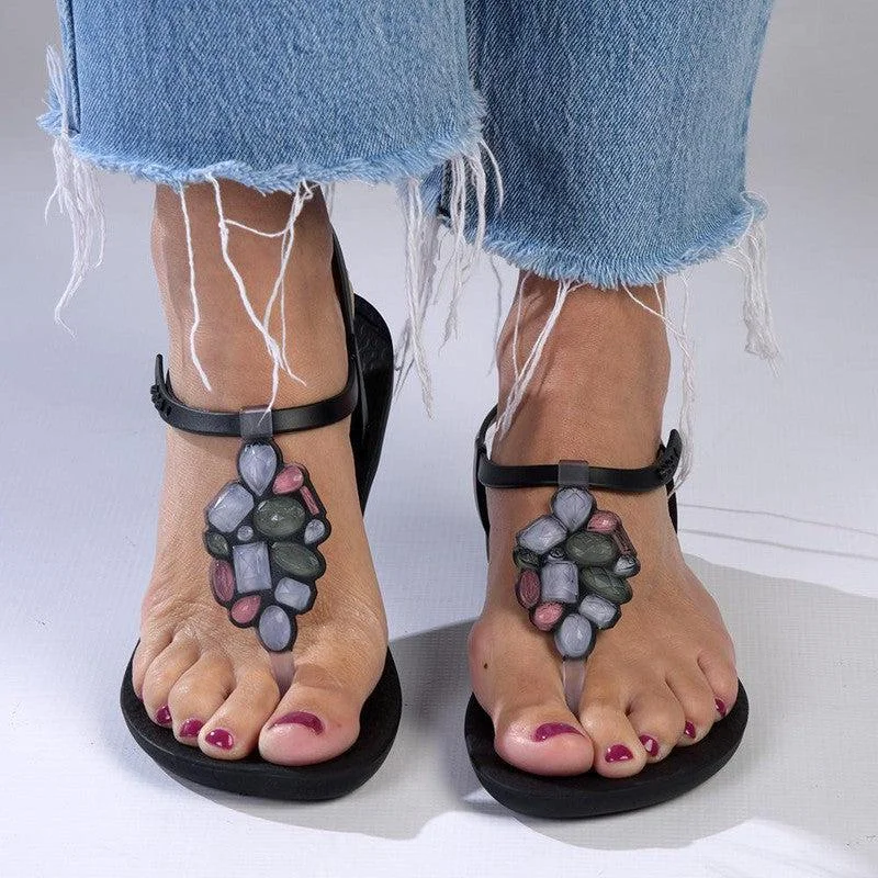 Versatile and chic women's shoes for everyday eleganceIpanema Khai Glam Thong Sandals - Black Versatile and chic women's shoes for everyday eleganceIpanema Khai Glam Thong Sandals - Black