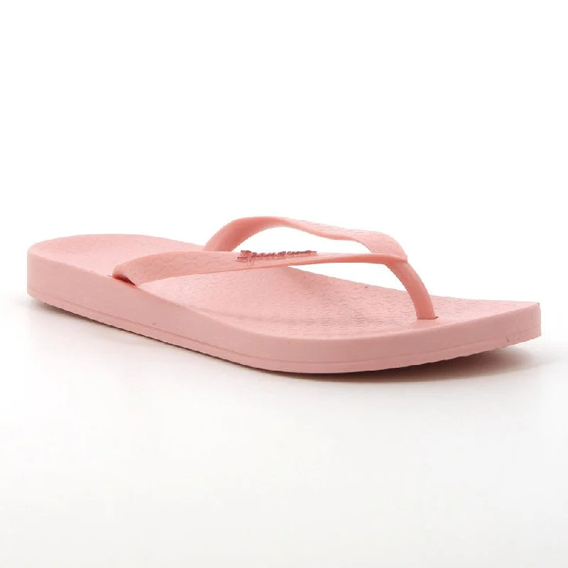 Elegant and sophisticated women's shoe stylesIpanema Thong Sandals - Pink