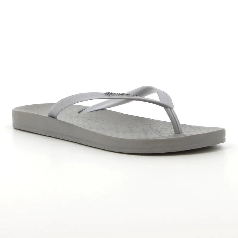 Elegant and classic women's shoes for prom nightIpanema Thong Slip On Sandal - Grey/Silver Elegant and classic women's shoes for prom nightIpanema Thong Slip On Sandal - Grey/Silver
