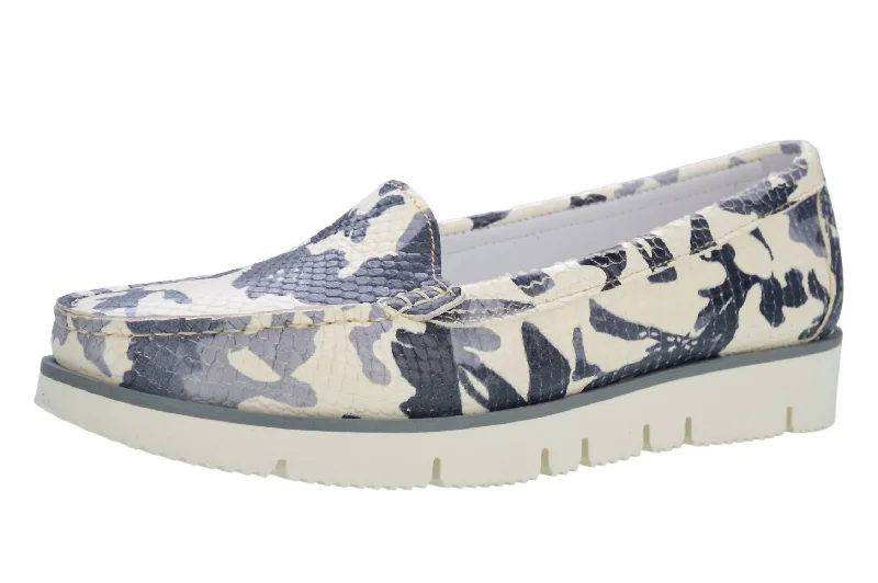 Bold and unique women's shoes for fashion-forward individualsItalian Leather Moccasins In Jungle Bold and unique women's shoes for fashion-forward individualsItalian Leather Moccasins In Jungle