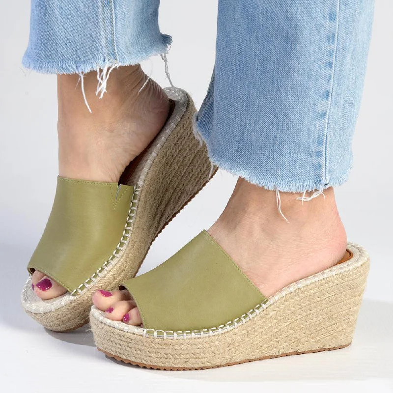 Elegant and sophisticated women's shoes for opera nightsJulz Demi Leather Espadrille Mule Wedge - Olive Elegant and sophisticated women's shoes for opera nightsJulz Demi Leather Espadrille Mule Wedge - Olive