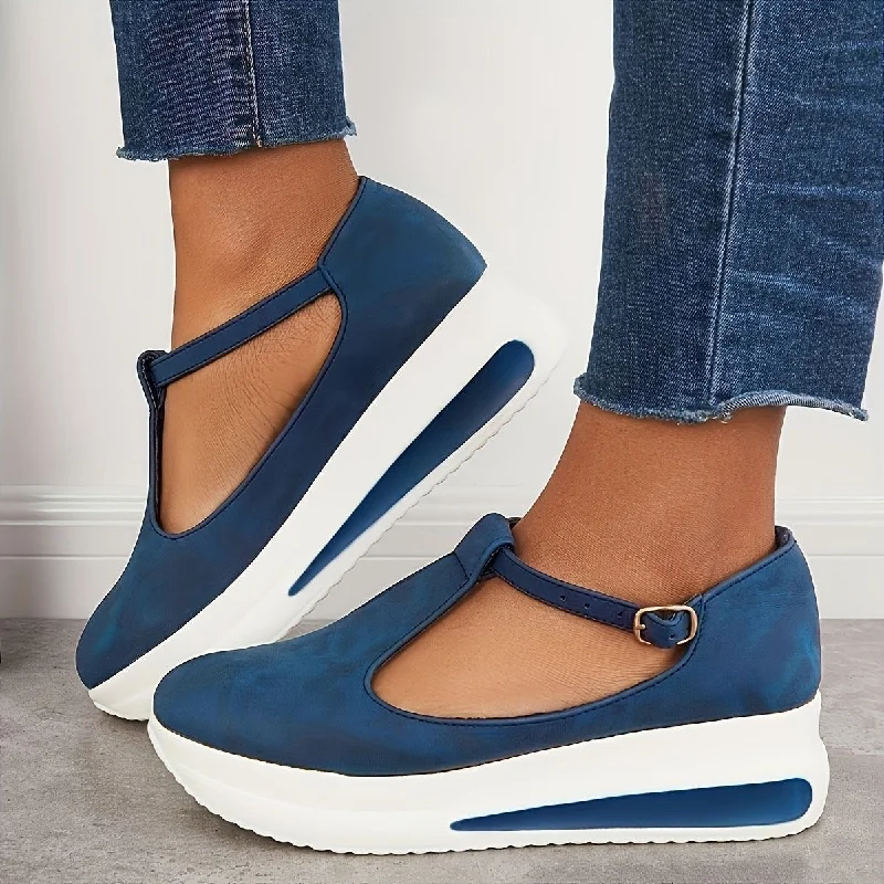 Chic and versatile women's footwearLampida breathable