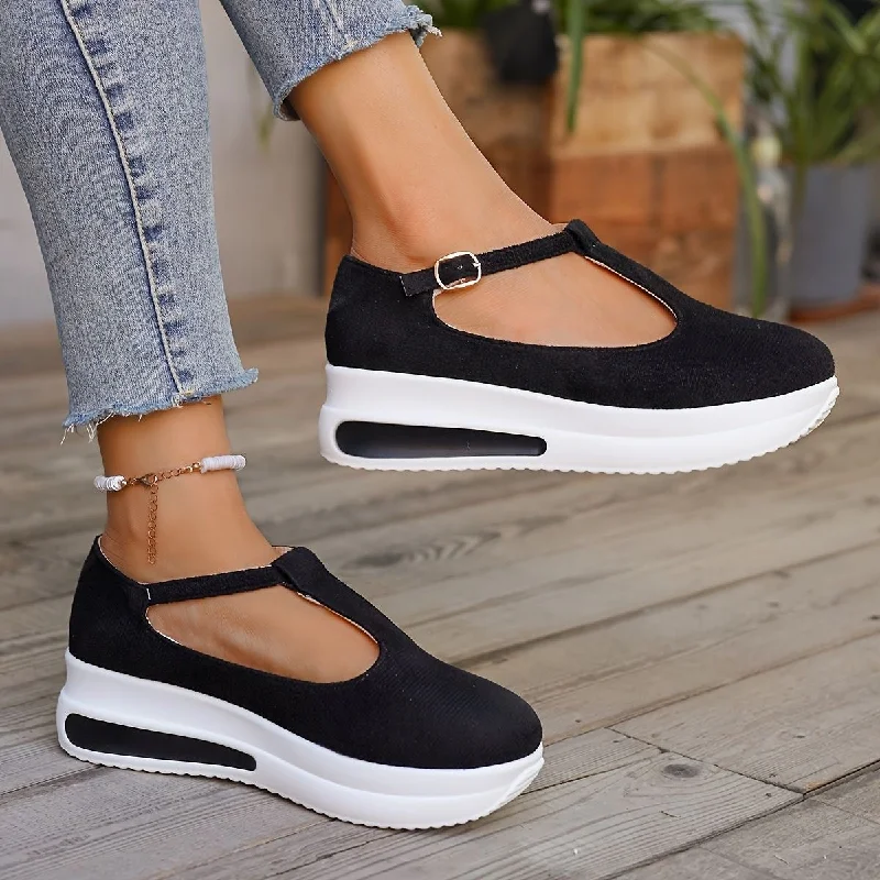 Feminine and romantic women's shoe designsLampida breathable