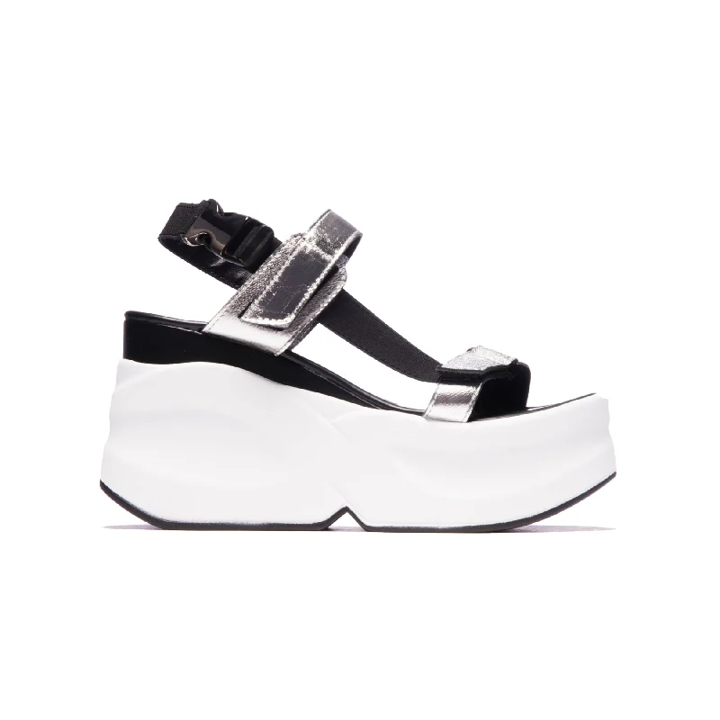 Elegant and classic women's shoes for bridal partiesMali Silver Leather
