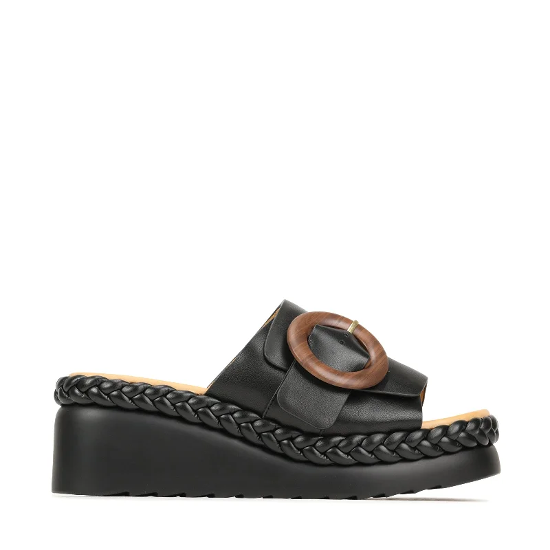 Versatile and chic women's shoes for everyday eleganceMENA WEDGE SLIDE LEATHER