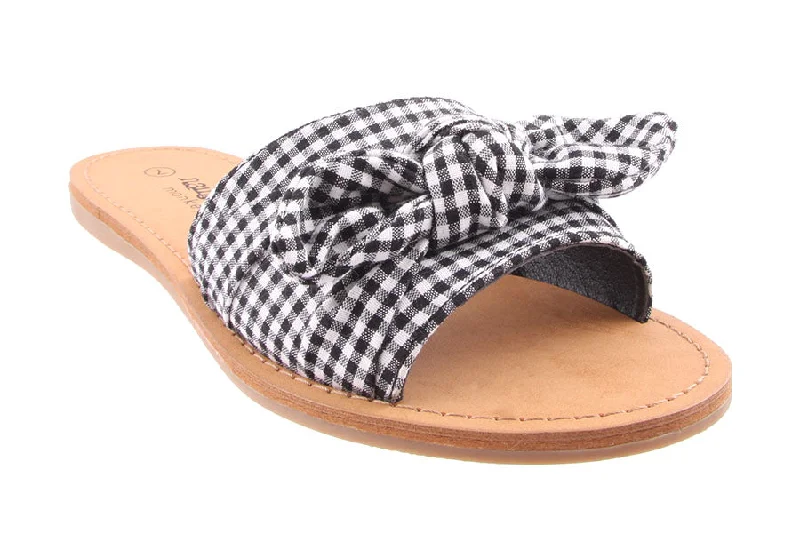 Durable and reliable women's shoesMENTOS BLACK/WHITE
